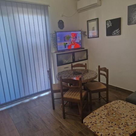 Vera Apartment Kampor Exteriör bild