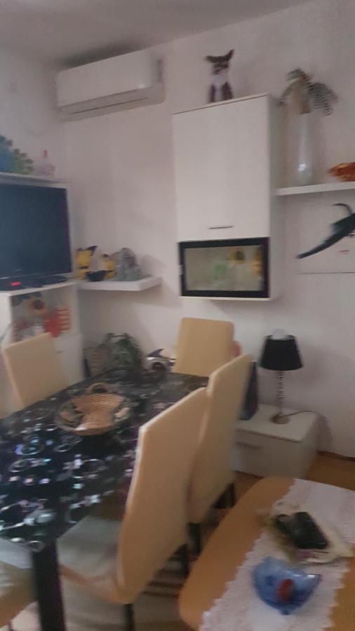 Vera Apartment Kampor Exteriör bild