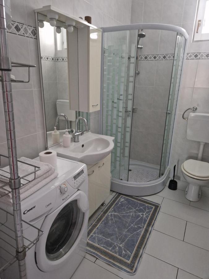 Vera Apartment Kampor Exteriör bild
