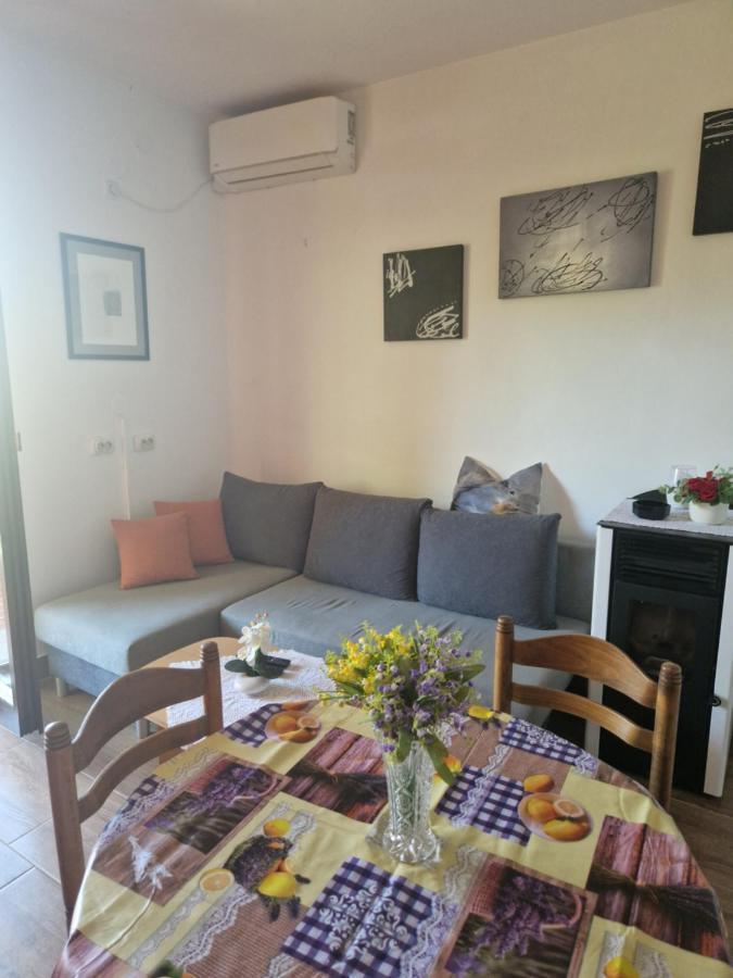 Vera Apartment Kampor Exteriör bild