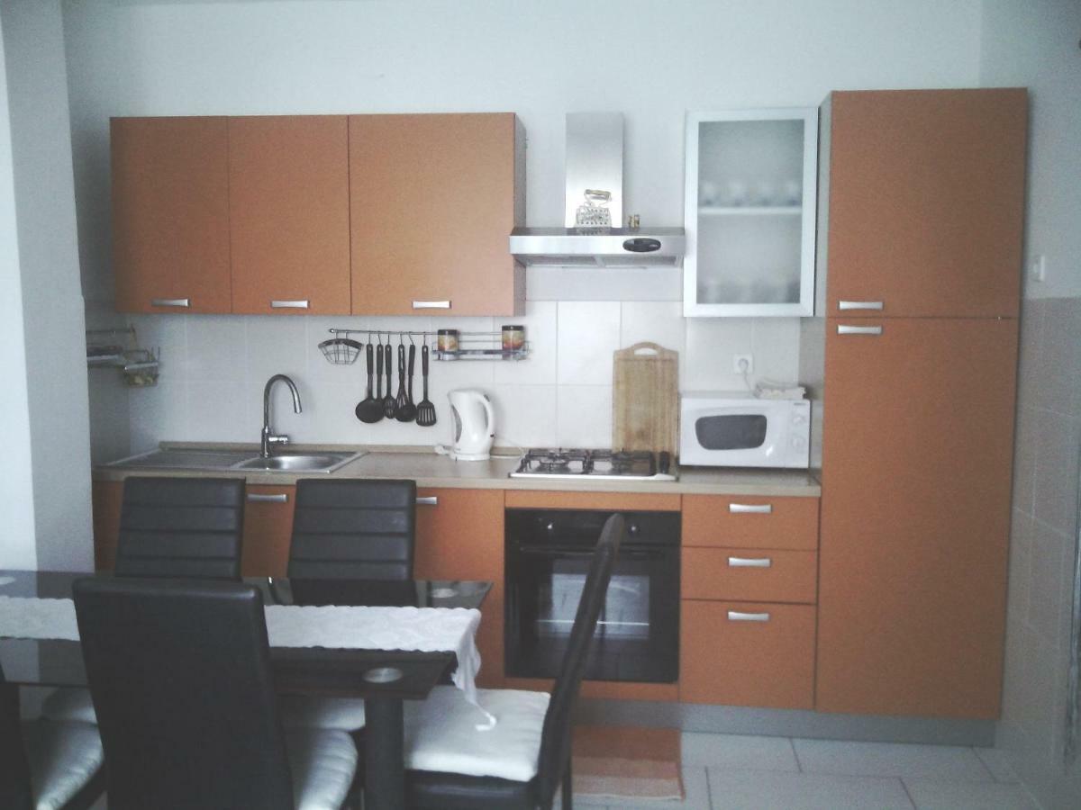Vera Apartment Kampor Exteriör bild